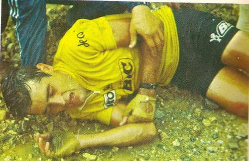 Imagen de Ocaña tras su caída en el Tour del 71 en Col de Menté 
