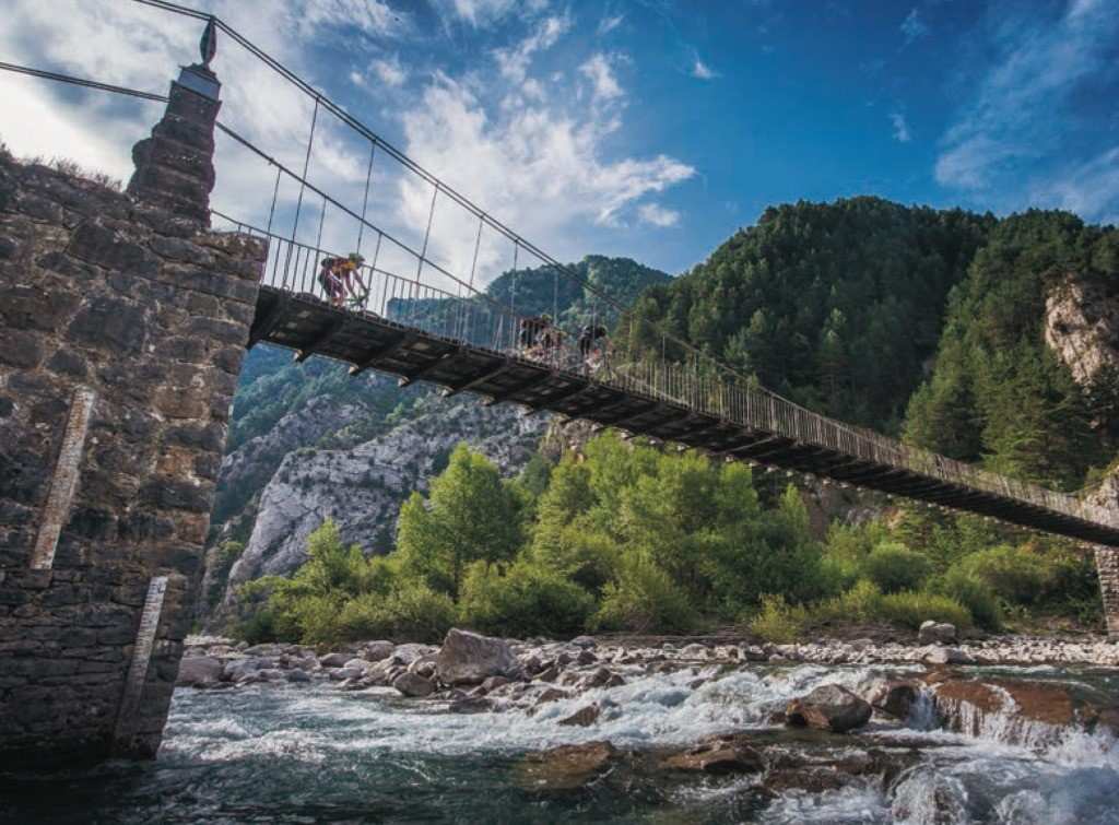 Un puente en los Pirineos