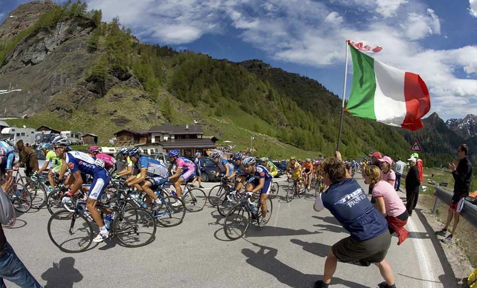 El Giro de Italia es una de las carreras ciclistas más bellas del mundo