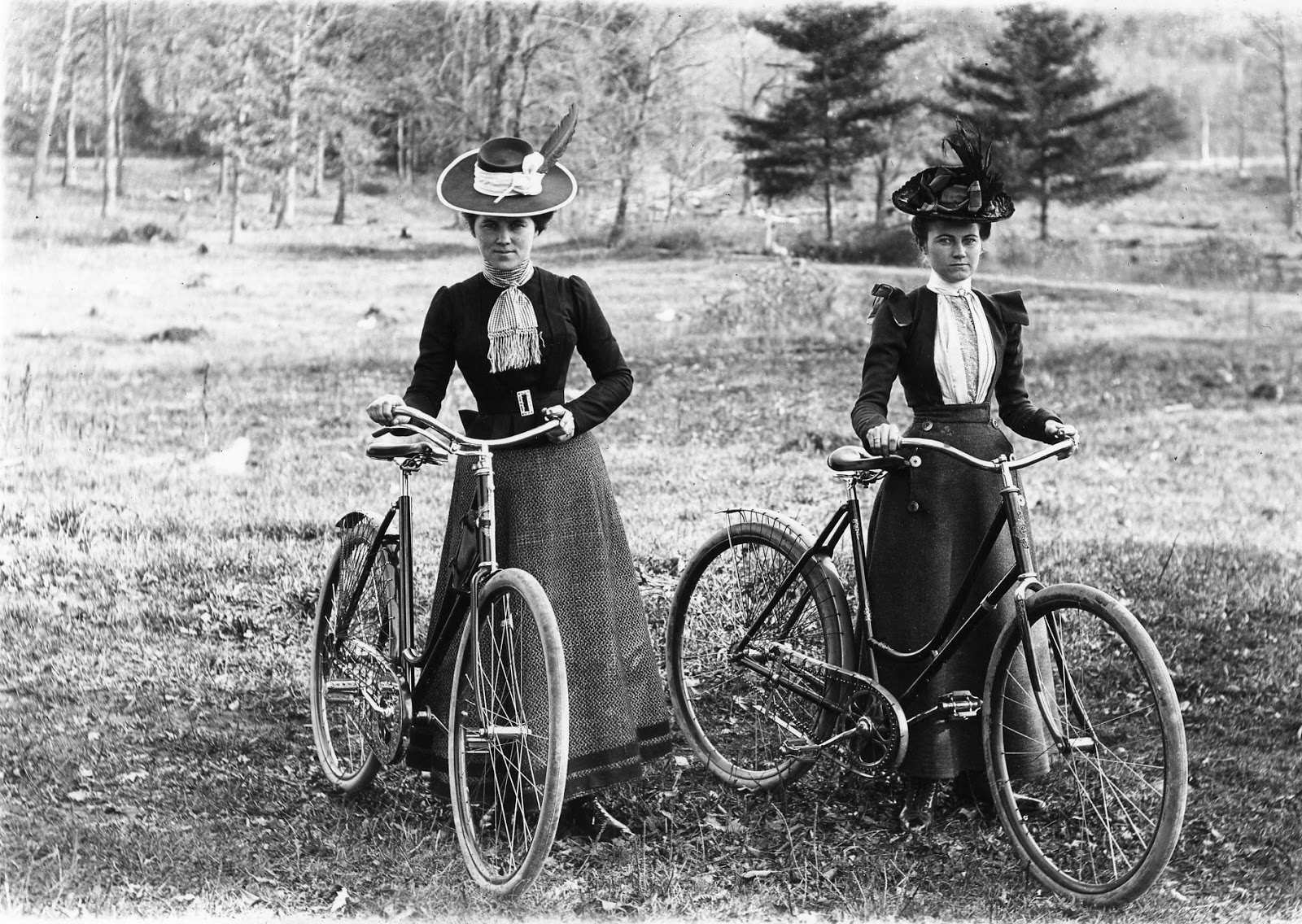pioneras bicicleta